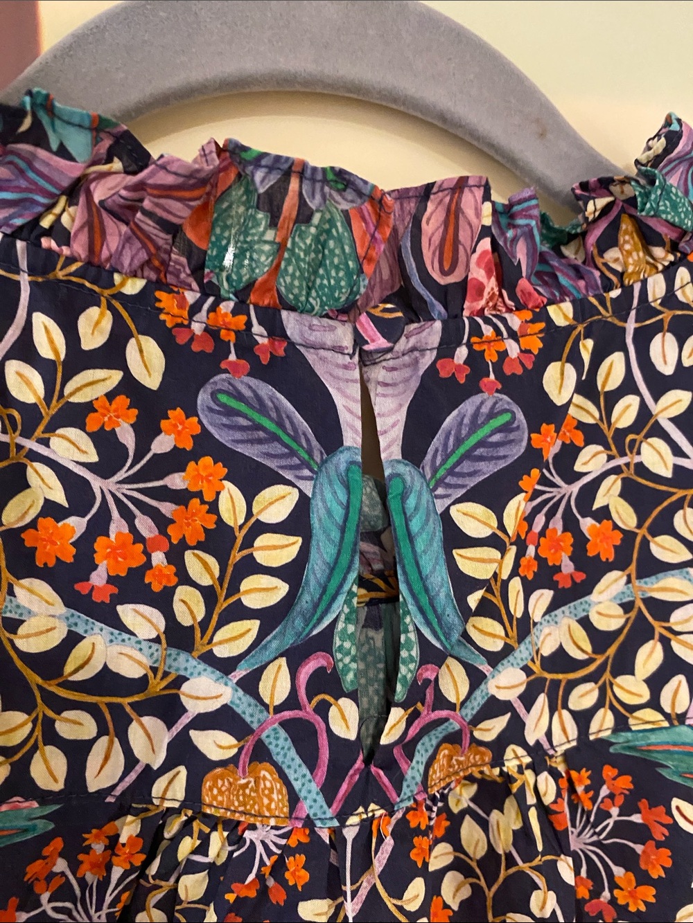 J CREW - Picture 7 of 9